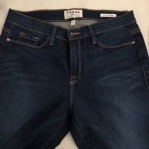 Frame le skinny jeans